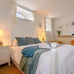 3 Bed In Penrith Oc-sz318