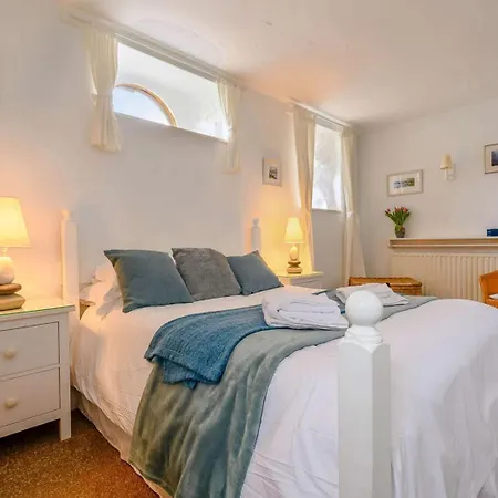 3 Bed In Penrith Oc-sz318