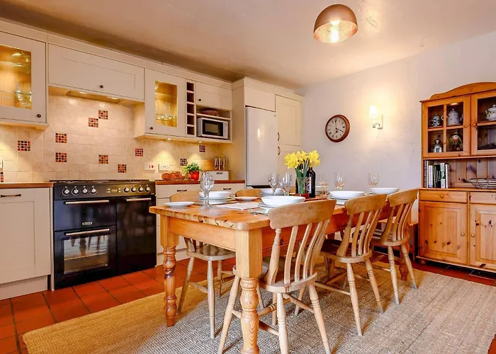 3 Bed In Penrith Oc-sz318 *