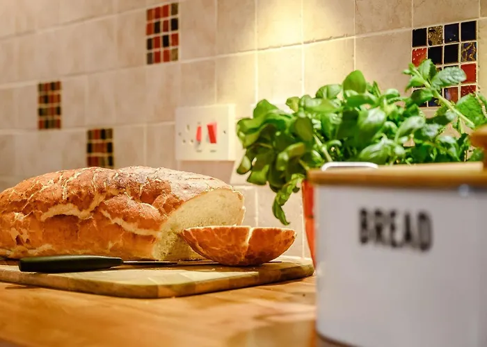 3 Bed In Penrith Oc-sz318