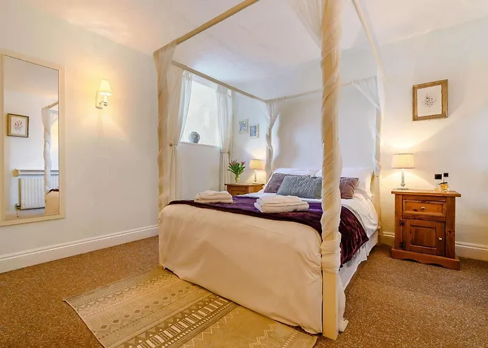 3 Bed In Penrith Oc-sz318 Nyaraló